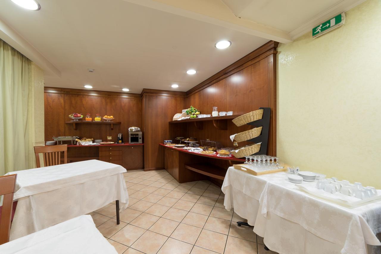 Citta 2000 Hotel 3*